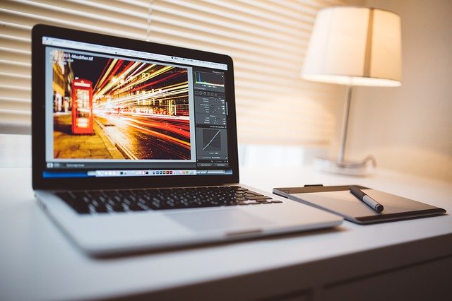 Come scontornare con Photoshop una foto: una semplice guida