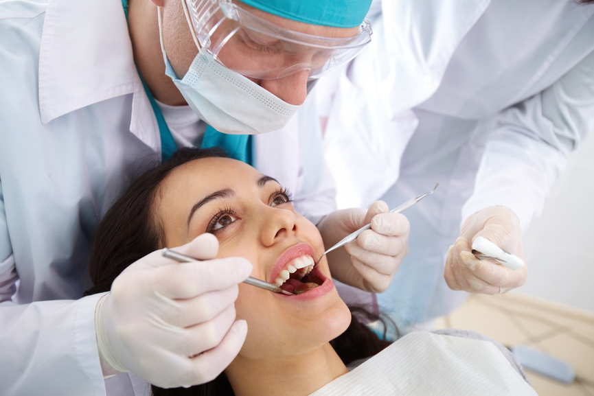 Andare dal dentista: non aspettate che il mal di denti vi rovini le giornate