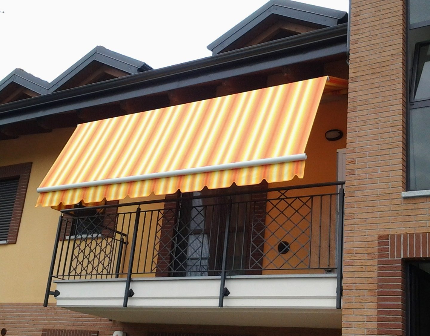 Protezione Solare e Design: Tende da Sole a Torino per Ogni Spazio Esterno